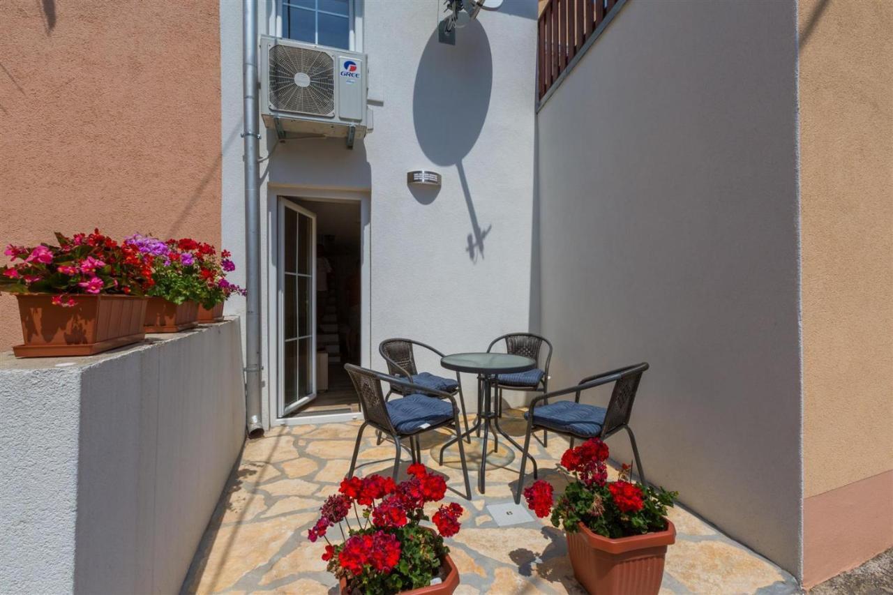 Nona Villa Crikvenica Ruang foto